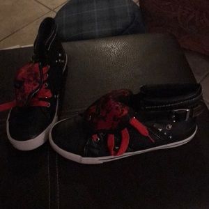 Size 8 women’s shoes